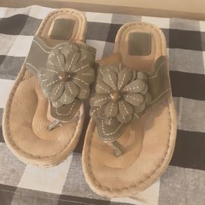 Clarks Artisan Leather Flower Flip Flops
